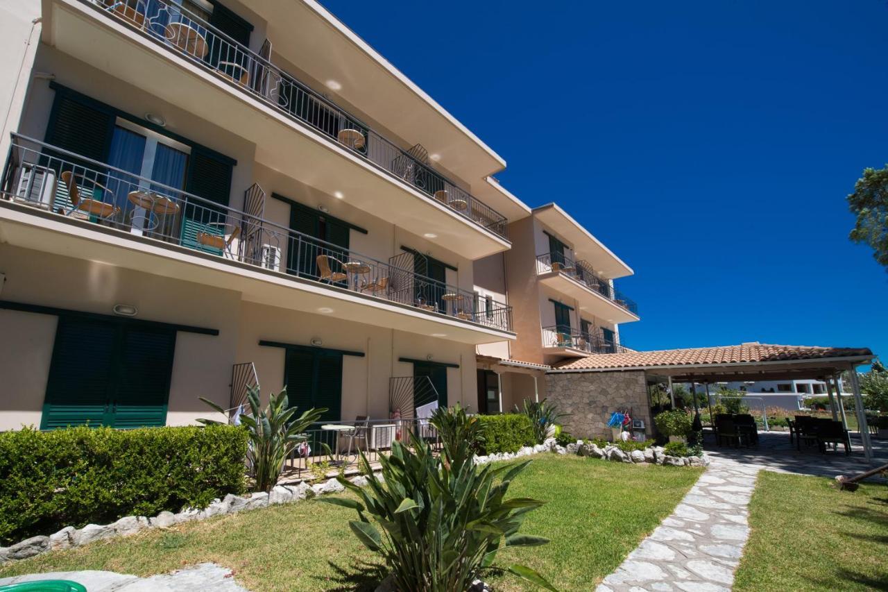 Hotel Marina Pansion Nydri  Esterno foto
